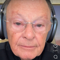 Deus não é mágico. Ele trabalha com a Sua Palavra. Quem crê recebe quem não crê... - Meditação Matinal 20/10/25