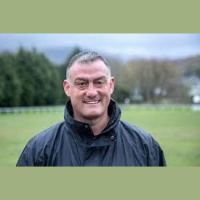 Teimladau ail rhan Mal Allen