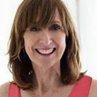 Joanne Tombrakos: Your Story Is Your Personal Brand