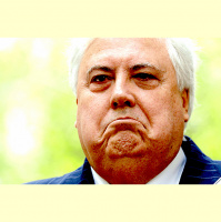 Clive Palmer bitter on split by Glen Lazarus?