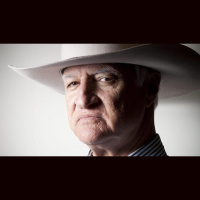 MUST LISTEN: Federal MP Bob Katter threatens domestic airlines with murder.
