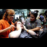 Pepper spray used on protestors at Pyne speech