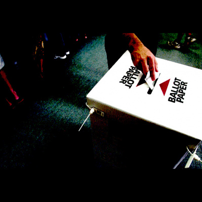 Clinton Maynard On 2ue