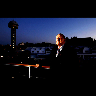 Clinton Maynard On 2ue