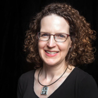 PAWcast: Jennifer Howard ’85 Explains the History of Clutter and What To Do About It