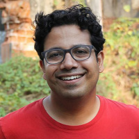 PAWcast: Author and Visiting Professor Kush Choudhury ’00 on Journalism in India (January 2020)