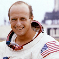 PAWcast: Jordan Bimm on the Legacy of Astronaut Pete Conrad ’53 (November 2019)