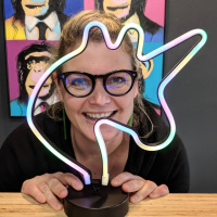 Jessica Manins - Shoot friends with fart guns