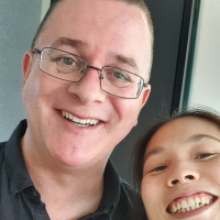 Paul Brislen – Those damn cellphone radiation waves