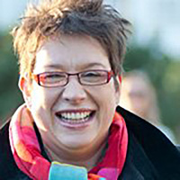 Ep 108 – Time to sell with Amanda Santos