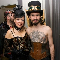 Love Drugs  Polyamory with the Queen