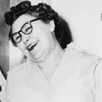 A babá risonha | Serial Killer