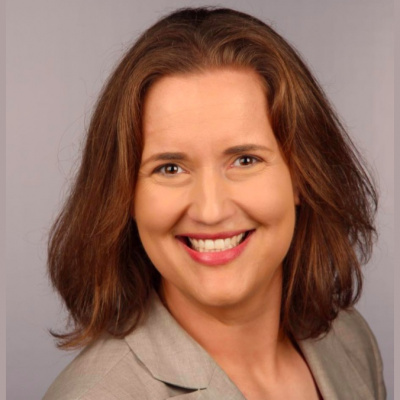 Women Worldwide With Deirdre Breakenridge