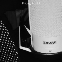 hello Simon and about the iPhone 7 adapter that actually comes with it