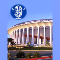 Clippers Own The Forum