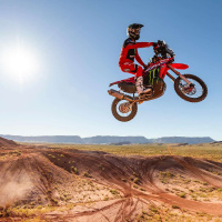 23.11 | Skyler Howes - Absorbing a 25G Impact, Dakar Rally,  joining Team HRC
