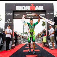 Ironman Arizona Champion Lionel Sanders joins RunningFlat