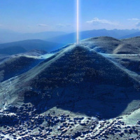 Night-Light with Dr Sam Osmanagich