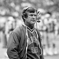 Episode #74 (4/17/17): Dick Vermeil 