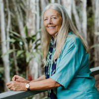 Helena Norberg-Hodge — Is Localization a Solution to the Crisis of Capitalism? (In Conversation)