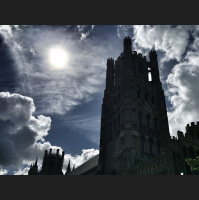 1808: In the shadow of Ely Cathedral for #ou_ceremonies
