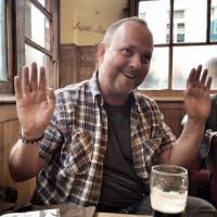 1724: In a bar with @Buddhmagnet talking Baudelaire.