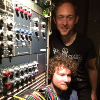 1711: Behind the scenes at @OneLoveFestival with @SuperHetMusic