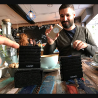 1939: Testing the Mikme Wireless Microphone in a cafe