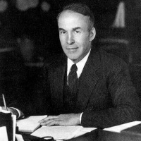 Ars Poetica by Archibald Macleish