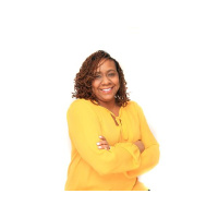 Motivational Speaker  Wellness Coach Tinesha Boswell.