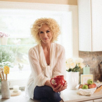 003 NCC Kimberly Schlapman of Little Big Town and Kimberlys Simply Southern 
