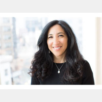 Elena Gomez: Handling a Companys Growth