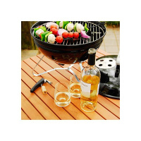 Off the Vine Radio Show with Benita and Terricinia