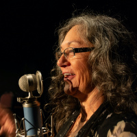 Kristi Ross - A Little Girl In The Ranch House