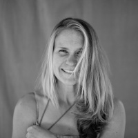 Rachel Landis - A Wild Child In Canada