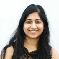 When To Start Freaking Out - Audience Engagement On Social Media During Disease Outbreaks