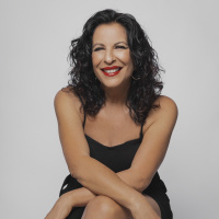 UC 423: From Prude to Pleasure: Embracing Intimacy, Conscious Sexuality  Connection wiith Pauline Ryeland