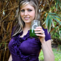 Cultured Foods, Juicing And Nutrition with Melanie Angelis