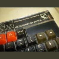 BBC Click presenter Spencer Kelly describes impact BBC Micro had on him @beeb30 http://bbc.in/GLfjGe 