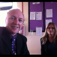 @moodlefairy and @teknoteacher discuss potential of audioboo and compare desktop to mobile versions