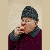 Interview Clip: Pink Lady Food Photographer of the Year 2013: Alexandrina Paduretu (Romania) for Tasty Apple