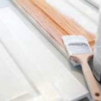 Bob Vila Radio: Picking the Right Paint for Kitchen Cabinets