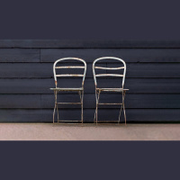 How Can I Encourage Without Flattering?