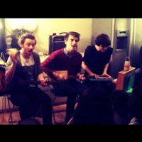 @wewereevergreen perform their cute cute fun sound @Sofarsounds Paris 