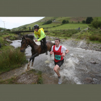 #108.1 – Man vs. Horse, Usain’s Pain and the IC-Woo