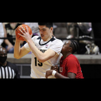 Edey and Ivey Lead Boilers Past Nicholls, 104-90