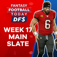 NFL DFS Week 17 Preview: Main Slate Lineups, Picks, Stacks and Ownership