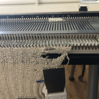 Hand y Machine Knitting - Episode 69