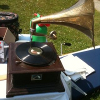 Gramophone boo