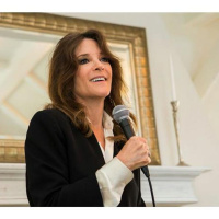 Marianne Williamson Talks Tears to Triumph w/ Sister Jenna on America Meditating